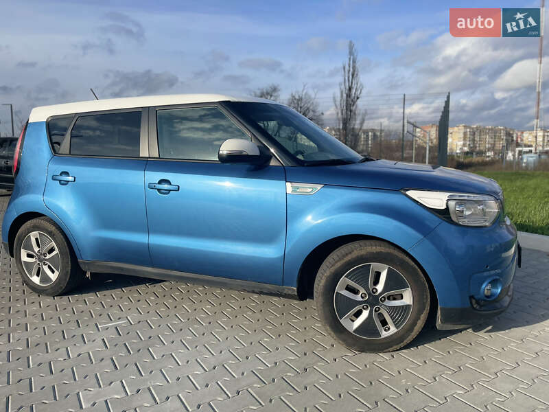 Позашляховик / Кросовер Kia Soul EV 2018 в Кропивницькому