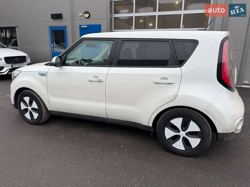 Внедорожник / Кроссовер Kia Soul EV 2017 в Львове