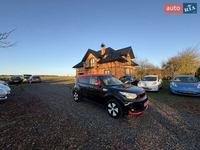 Позашляховик / Кросовер Kia Soul EV 2015 в Луцьку
