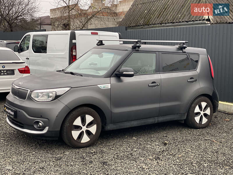 Внедорожник / Кроссовер Kia Soul EV 2015 в Луцке