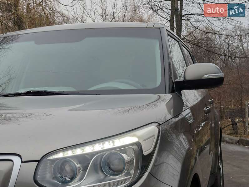 Внедорожник / Кроссовер Kia Soul EV 2014 в Дрогобыче фото 14 Внедорожник / Кроссовер Kia Soul EV 2014 в Дрогобыче