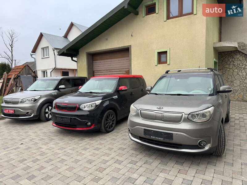 Внедорожник / Кроссовер Kia Soul EV 2015 в Тернополе
