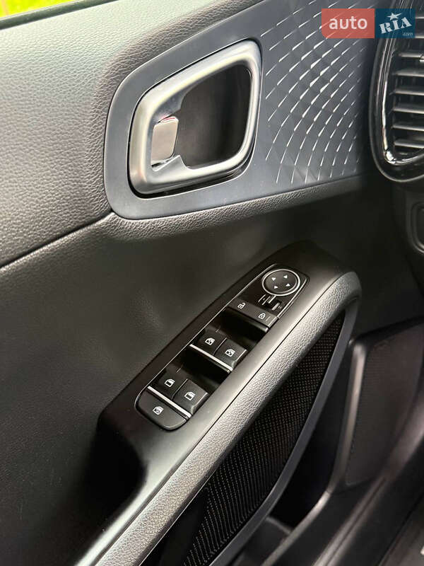 Позашляховик / Кросовер Kia Soul EV 2022 в Києві фото 22 Позашляховик / Кросовер Kia Soul EV 2022 в Києві