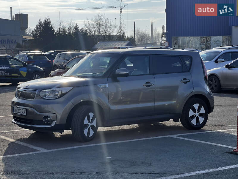 Kia Soul EV 2015