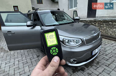 Внедорожник / Кроссовер Kia Soul EV 2015 в Тернополе