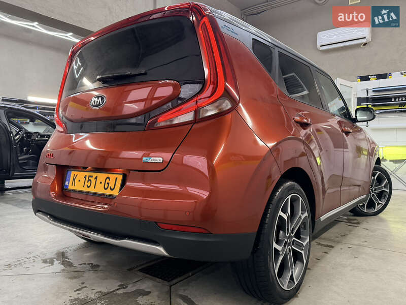 Позашляховик / Кросовер Kia Soul EV 2020 в Дрогобичі