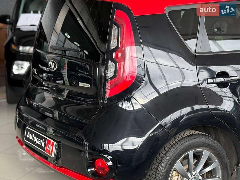 Внедорожник / Кроссовер Kia Soul EV 2015 в Одессе