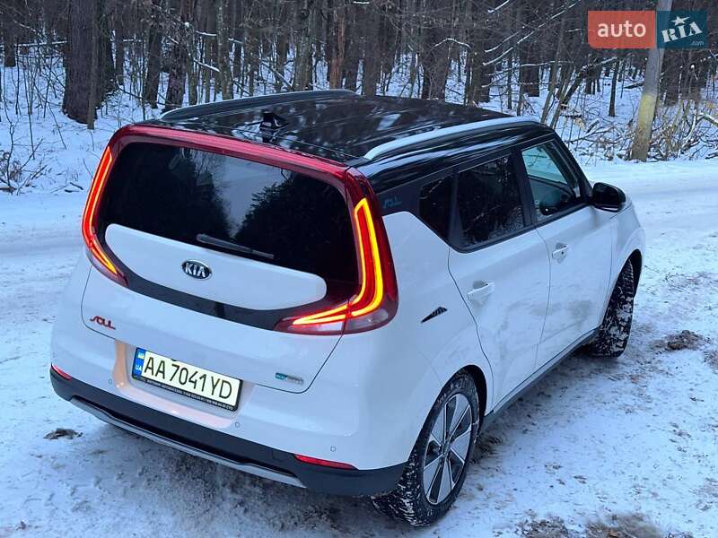 Позашляховик / Кросовер Kia Soul EV 2022 в Житомирі
