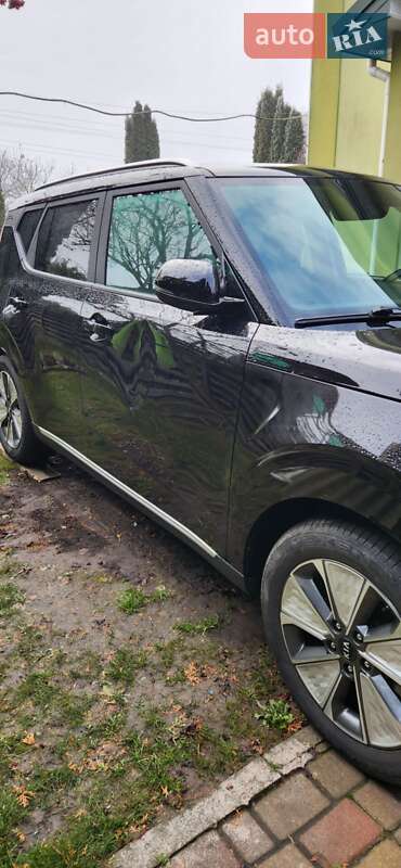 Внедорожник / Кроссовер Kia Soul EV 2019 в Ровно