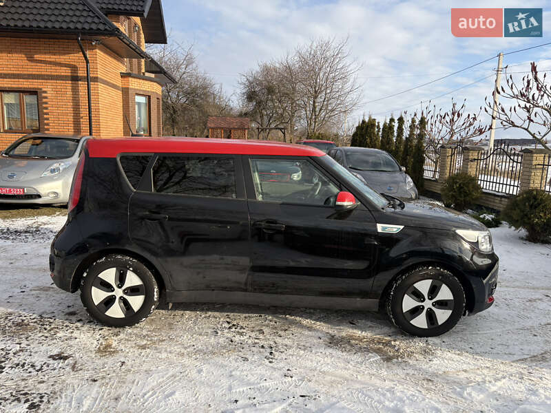 Внедорожник / Кроссовер Kia Soul EV 2015 в Луцке