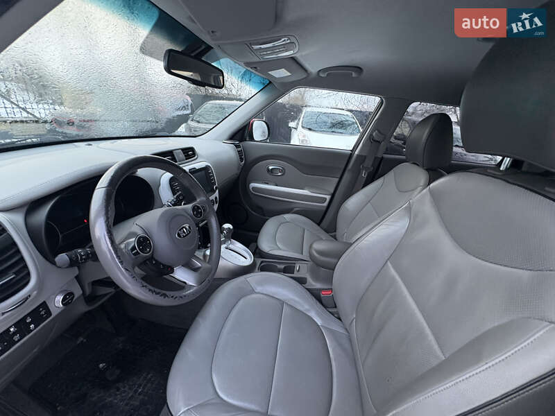 Внедорожник / Кроссовер Kia Soul EV 2016 в Луцке