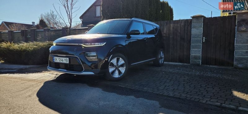 Внедорожник / Кроссовер Kia Soul EV 2019 в Ровно