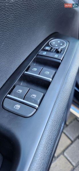 Внедорожник / Кроссовер Kia Soul EV 2019 в Ровно