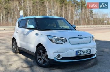 Внедорожник / Кроссовер Kia Soul EV 2016 в Радивилове