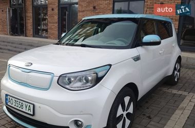 Внедорожник / Кроссовер Kia Soul EV 2014 в Сваляве