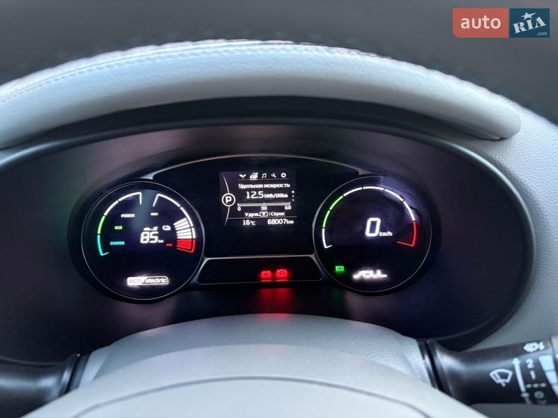 Внедорожник / Кроссовер Kia Soul EV 2017 в Луцке