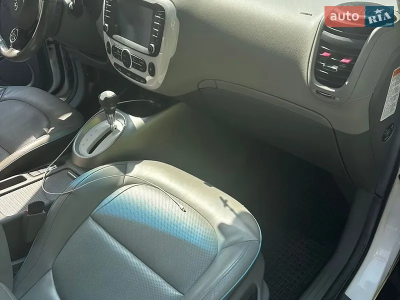 Kia Soul EV 2015 VIN KNAJX81EFG7006946 фото оголошення 11 з 34
