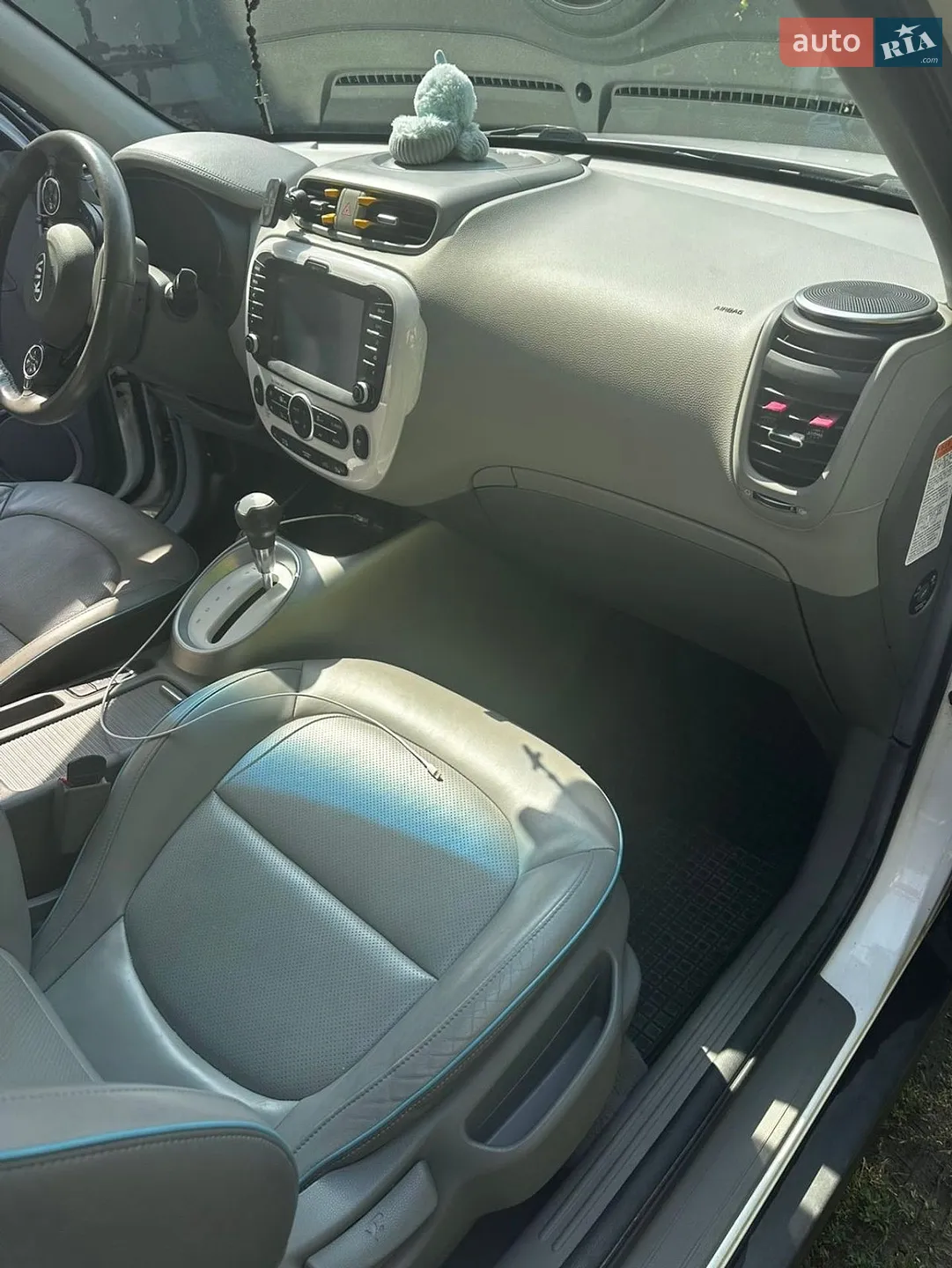 2015 Kia Soul EV - мініатюра 11