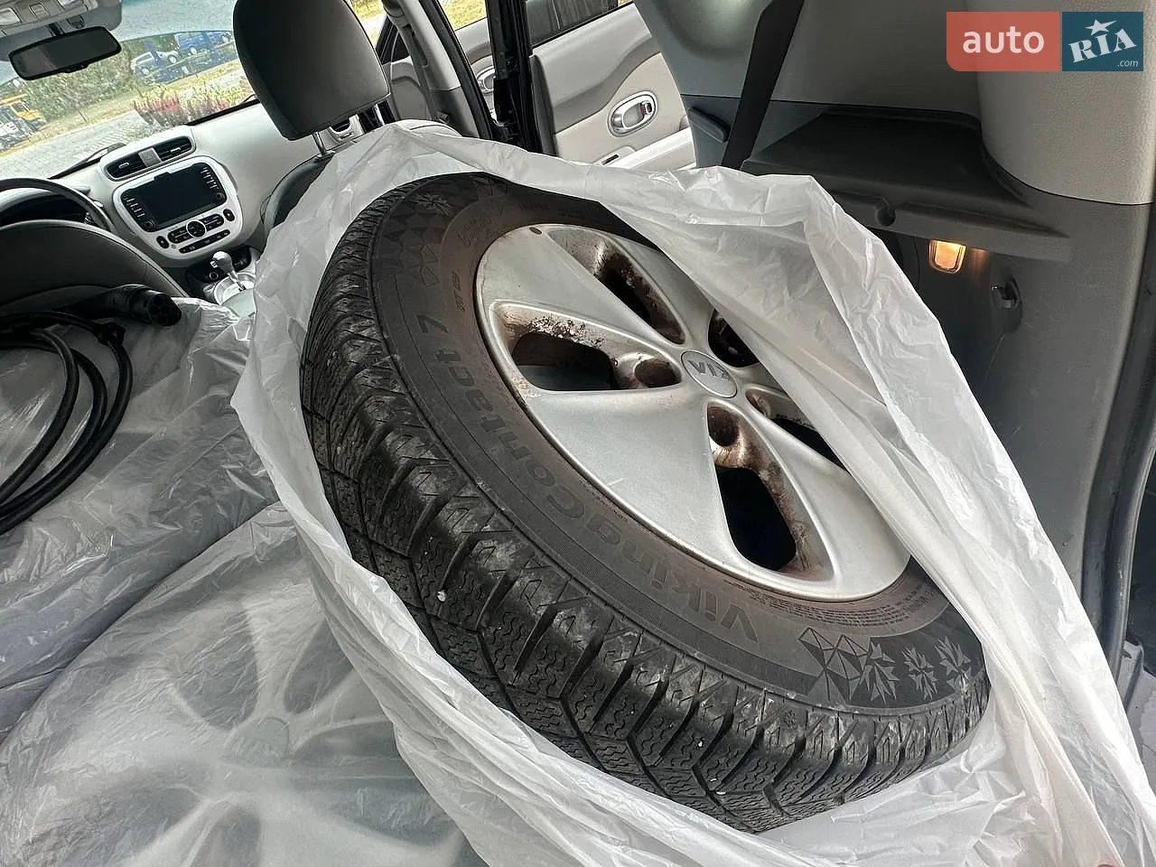 2015 Kia Soul EV - мініатюра 23