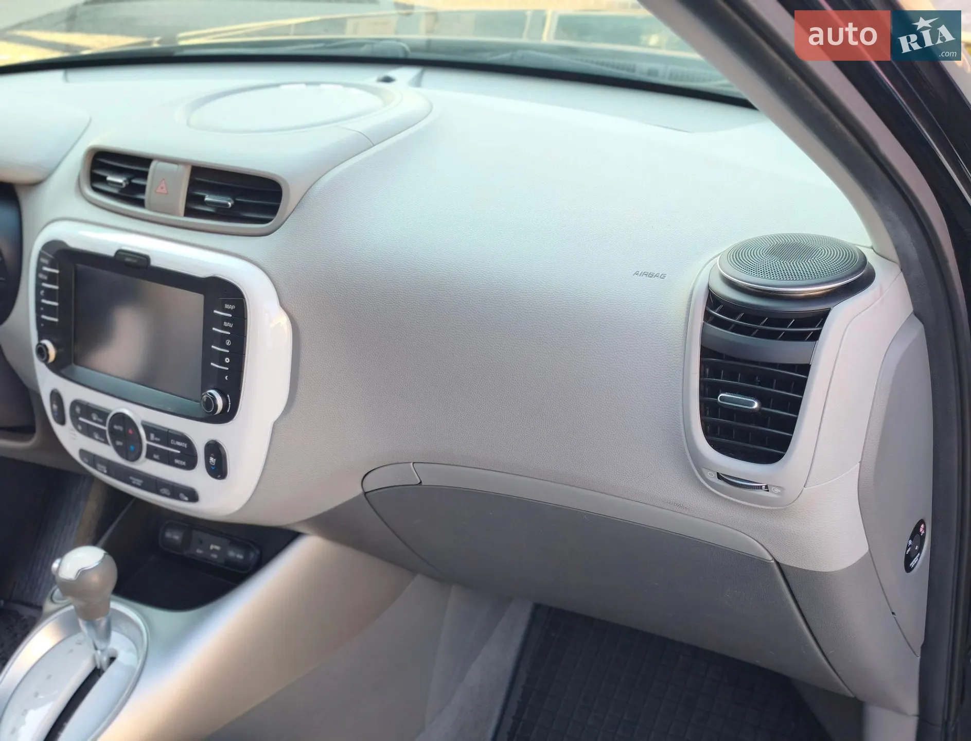 2018 Kia Soul EV - мініатюра 22