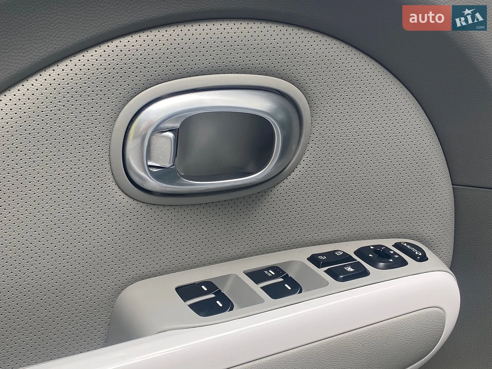 2018 Kia Soul EV - мініатюра 31