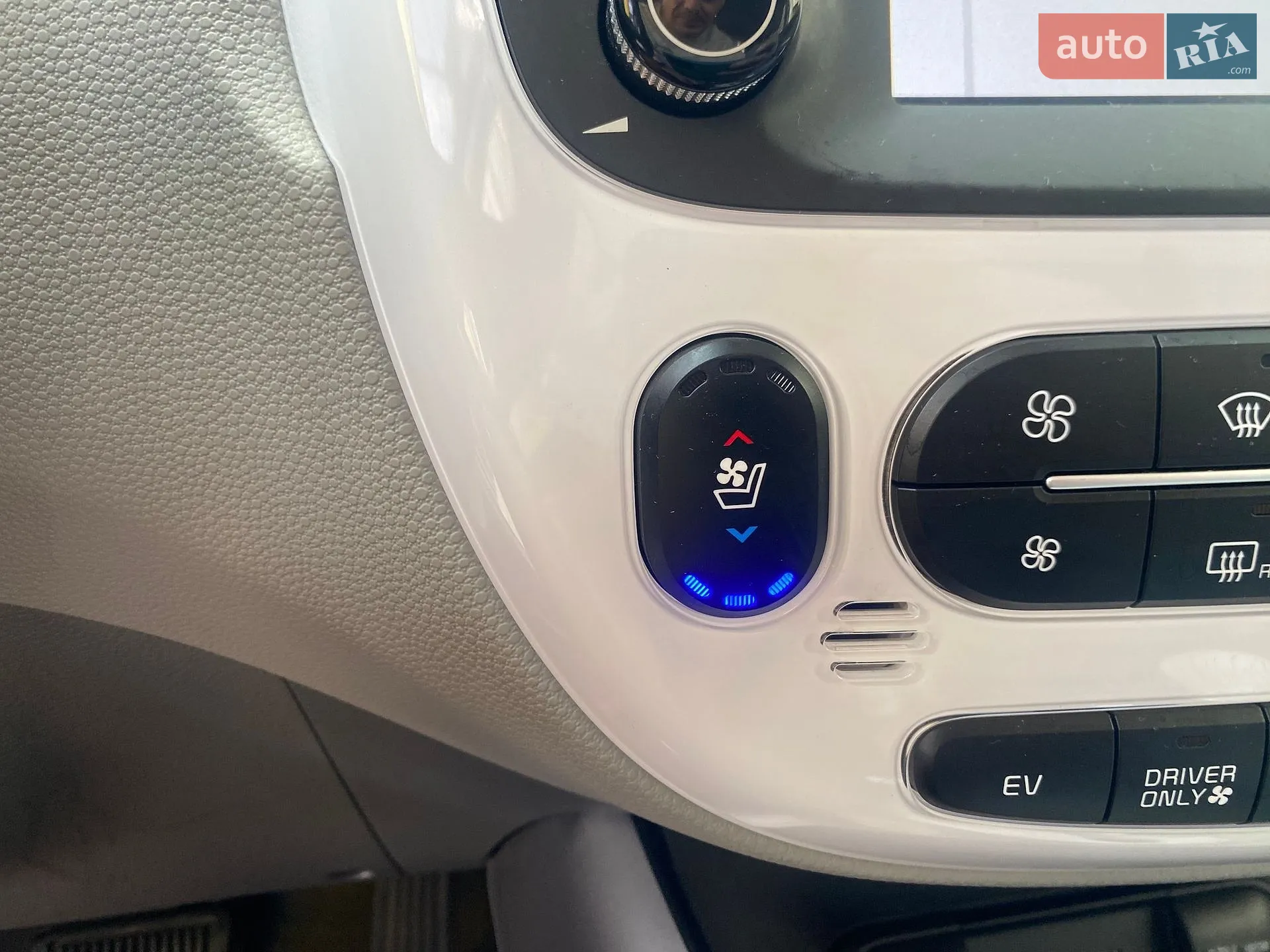 2018 Kia Soul EV - мініатюра 58