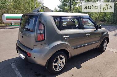 Хэтчбек Kia Soul 2011 в Киеве