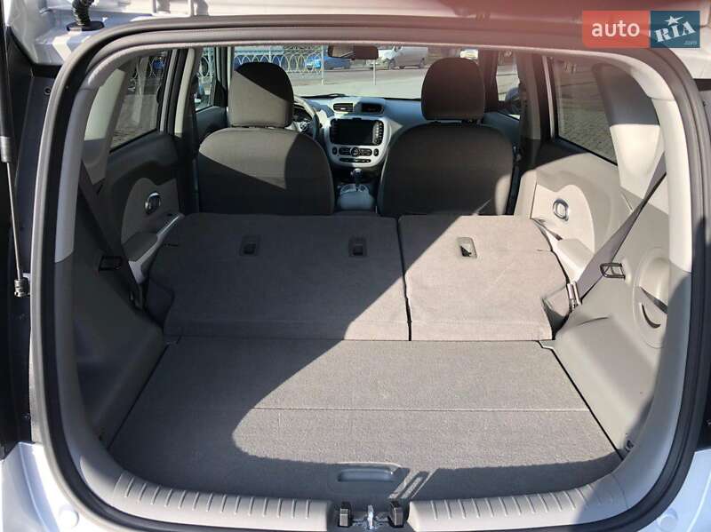 Хэтчбек Kia Soul 2016 в Ровно