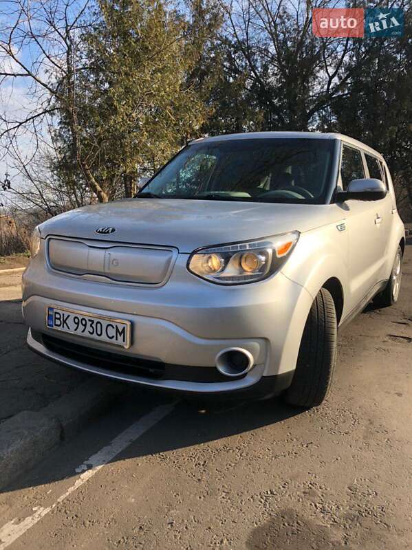 Хэтчбек Kia Soul 2016 в Ровно