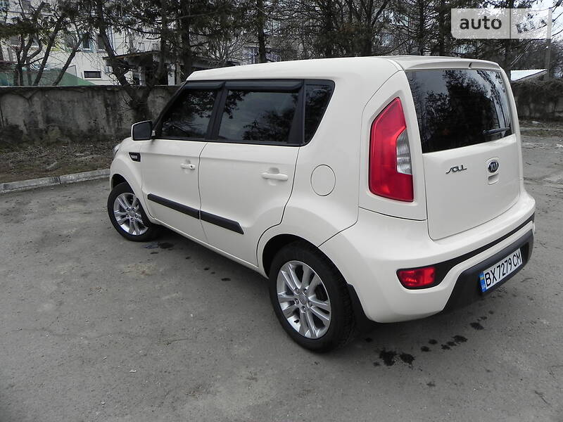Хетчбек Kia Soul 2013 в Хмельницькому