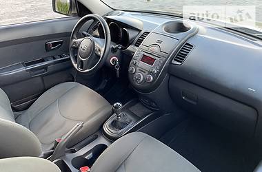 Хетчбек Kia Soul 2009 в 