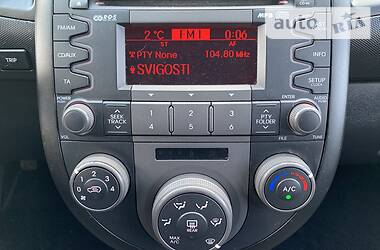 Хетчбек Kia Soul 2009 в 