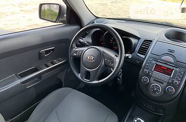 Хетчбек Kia Soul 2009 в 