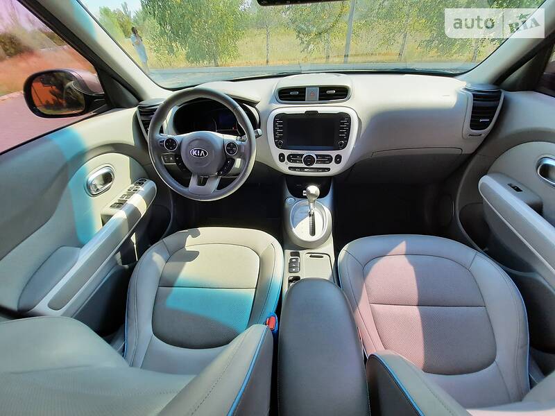 Хэтчбек Kia Soul 2016 в Кременчуге