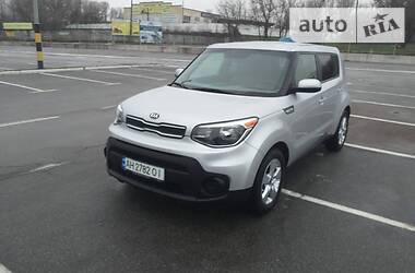 Хэтчбек Kia Soul 2016 в Киеве