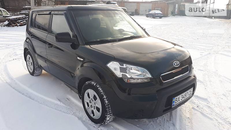 Хэтчбек Kia Soul 2010 в Хмельницком