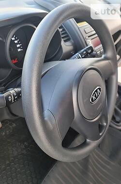 Минивэн Kia Soul 2011 в Херсоне