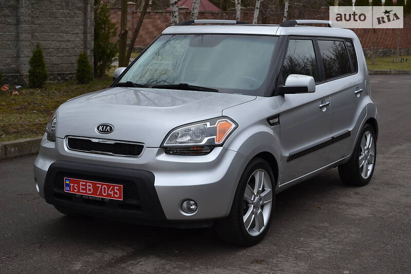 Внедорожник / Кроссовер Kia Soul 2010 в Ровно