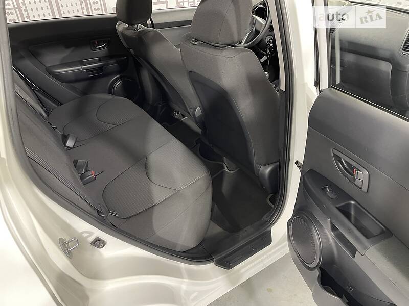 Хэтчбек Kia Soul 2011 в Киеве