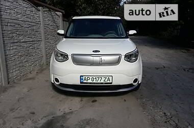 Внедорожник / Кроссовер Kia Soul 2016 в Запорожье