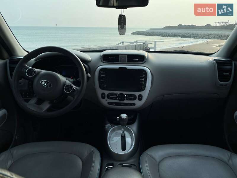 Внедорожник / Кроссовер Kia Soul 2015 в Одессе