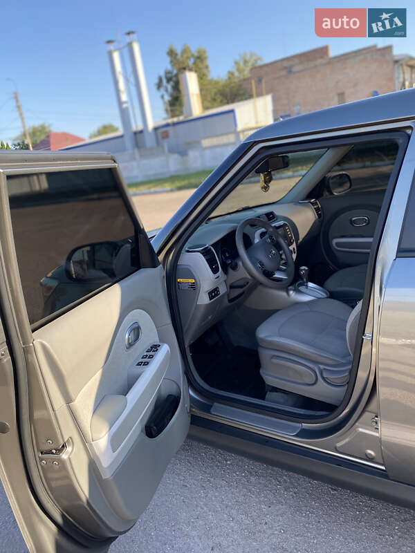 Внедорожник / Кроссовер Kia Soul 2016 в Прилуках фото 44 Внедорожник / Кроссовер Kia Soul 2016 в Прилуках