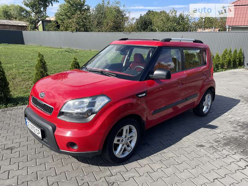 Позашляховик / Кросовер Kia Soul 2010 в Києві