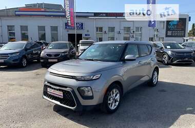 Внедорожник / Кроссовер Kia Soul 2021 в 