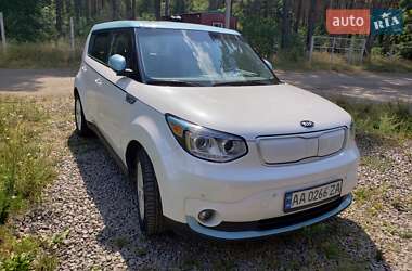 Внедорожник / Кроссовер Kia Soul 2016 в Киеве