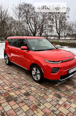Позашляховик / Кросовер Kia Soul 2020 в 