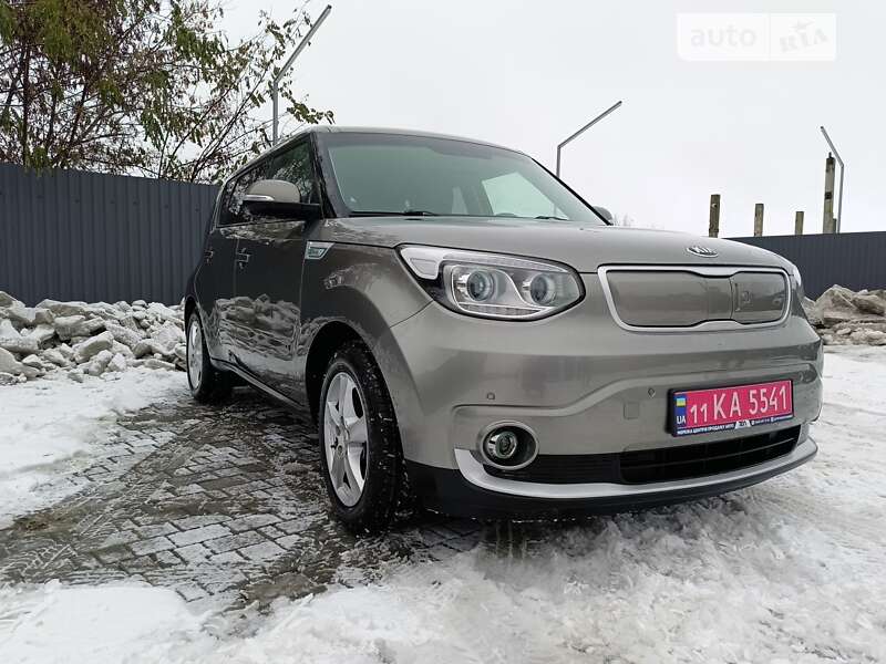 Позашляховик / Кросовер Kia Soul 2017 в Рівному