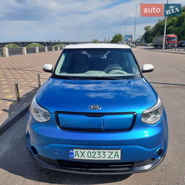 Позашляховик / Кросовер Kia Soul 2016 в Харкові