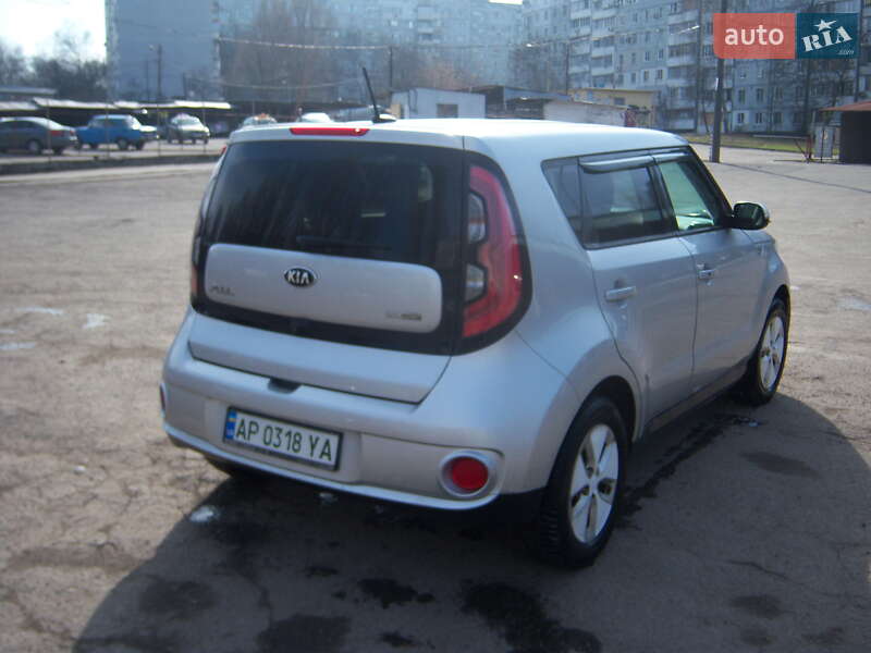 Позашляховик / Кросовер Kia Soul 2015 в Запоріжжі