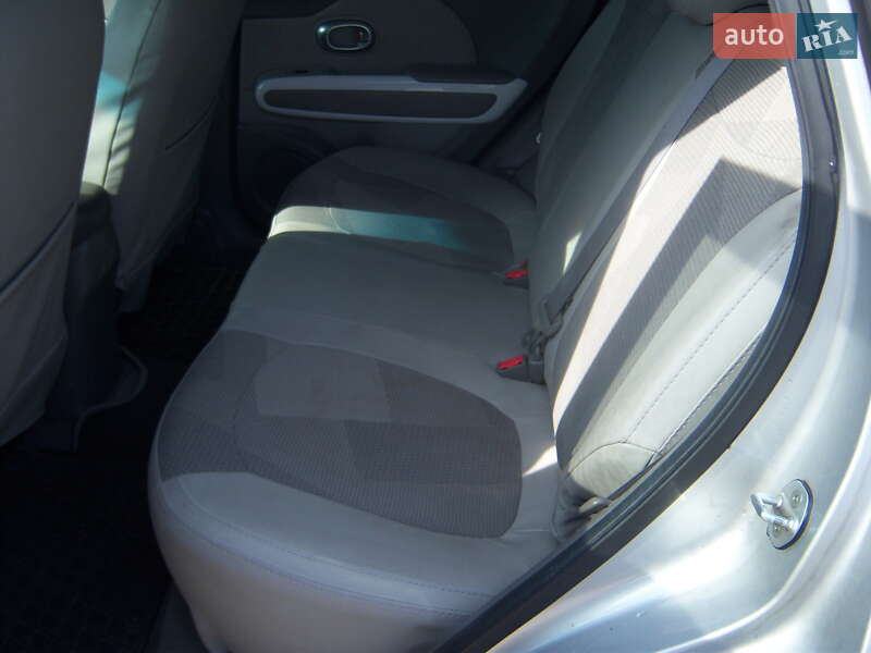 Позашляховик / Кросовер Kia Soul 2015 в Запоріжжі